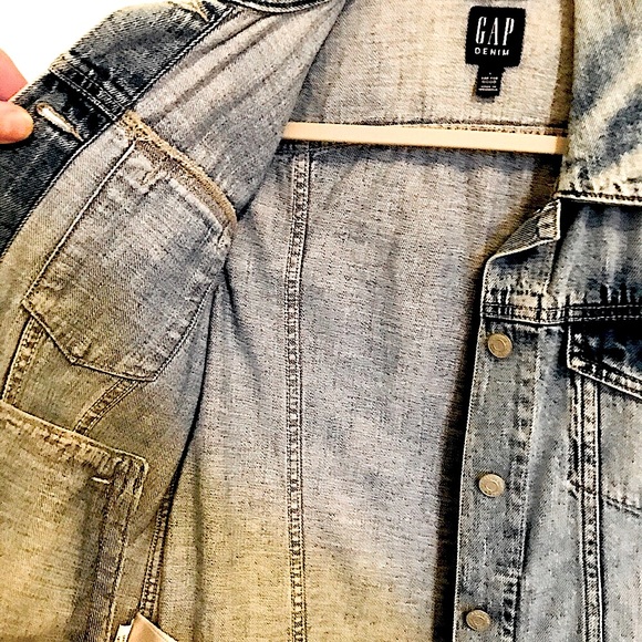Gap 1969 Denim Jacket NWOT Size Small 100% Cotton - Picture 2 of 2